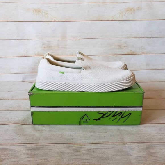 Cariuma IBI Knitted Slip On Sneaker White Women's Size 10.5 Men's Size 9 - Picture 8 of 14